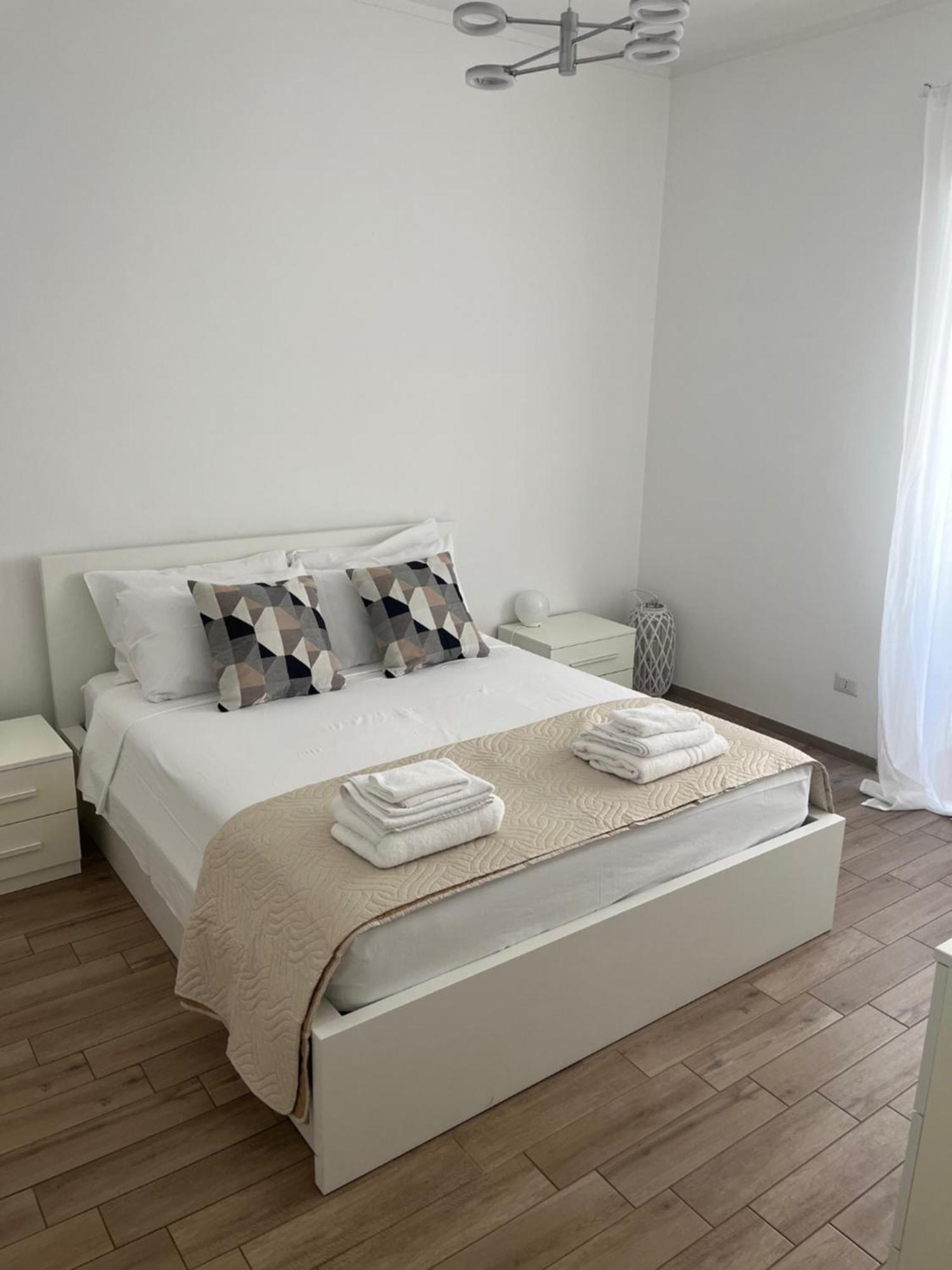 Loverhome 10 * Roma